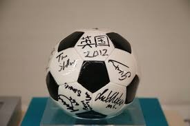 曝曼联向免费锋霸开出合同！其梦想加盟巴萨，阿莫林进欧冠才有戏